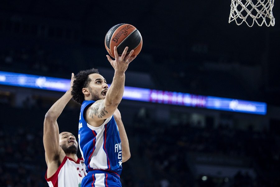 LARKIN STAVIO POTPIS Evo u čijem dresu ćemo da gledamo zvezdu Efesa sledećih sezona (VIDEO)