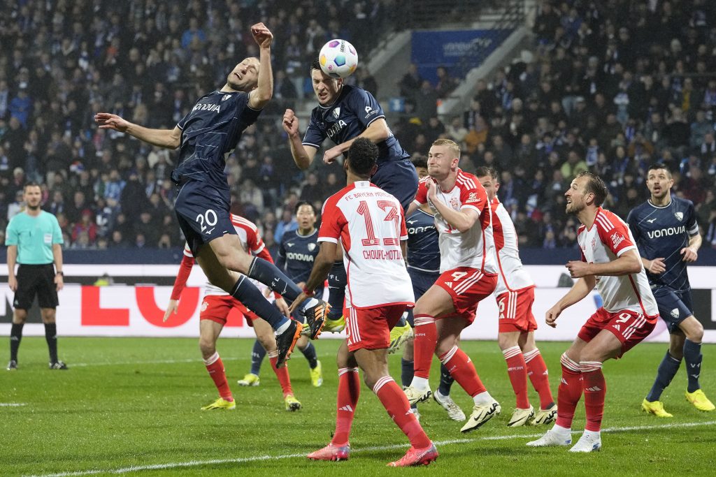 BAJERN NASTAVLJA DA SE BRUKA Bavarci pali i u Bohumu, gol im dao odbegli Partizanov Japanac! Vreme je za otkaz Tuhelu (FOTO/VIDEO)