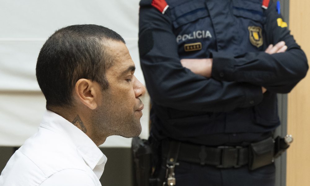 HOLANĐANIN JE SLAB NA ROBIJAŠE Platio je kauciju Alvesu, ne odriče se Promesa i Mendija