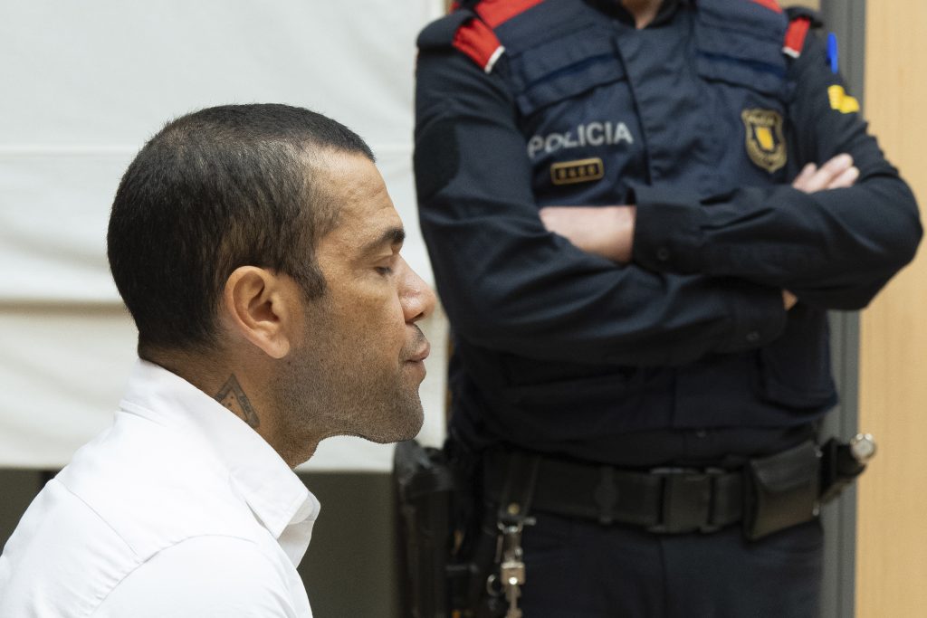 HOLANĐANIN JE SLAB NA ROBIJAŠE Platio je kauciju Alvesu, ne odriče se Promesa i Mendija