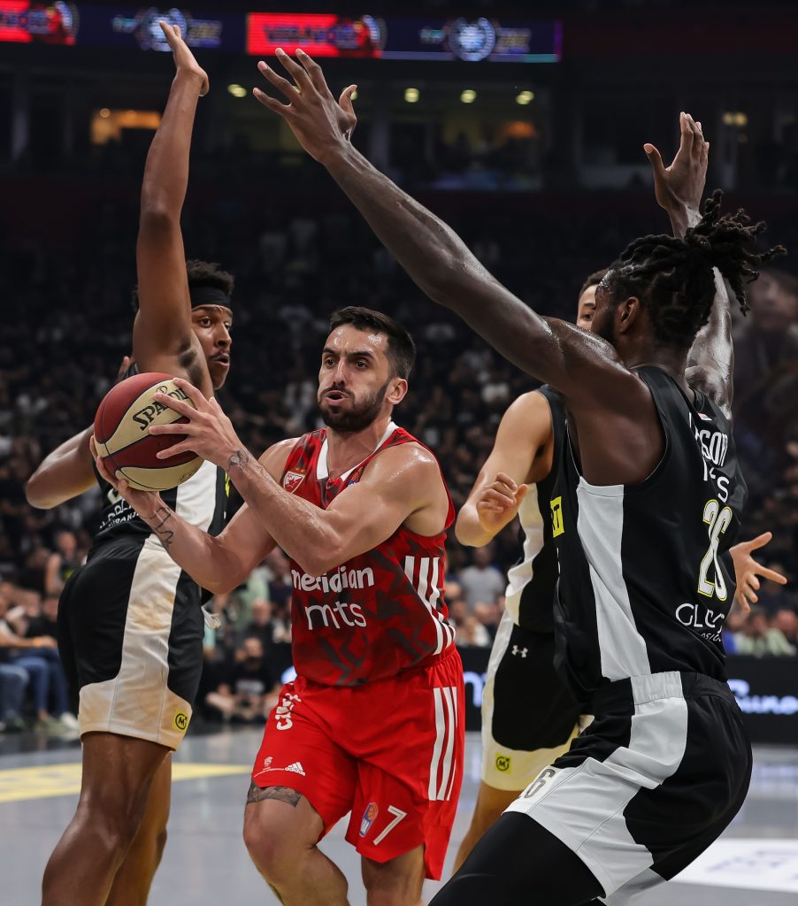 MOŽDA BI SVE BILO DRUGAČIJE DA SU OSTALI U BEOGRADU Bivši igrači Zvezde i Partizana kandidati za MVP Evrolige!
