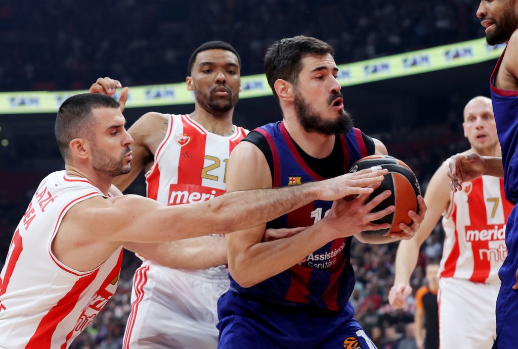 Zvezda dobija konkurenciju! U trku za Kalinićem uključen i ovaj klub… Želi da napravi moćan tim