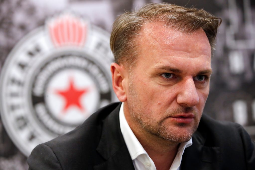 OGLASIO SE Mijailović ekspresno odgovorio Čoviću: Uvek je 11…