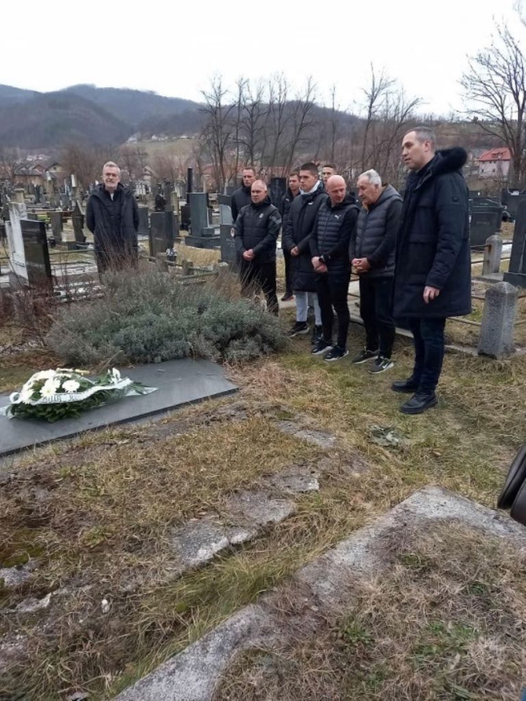 UOČI GOSTOVANJA JAVORU Delegacija Partizana obišla grob klupske legende