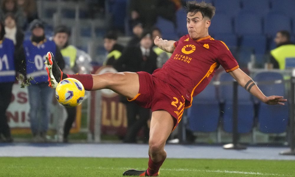 VANJA PRIMIO TRI, A SVILAR DVA GOLA Magično veče i het-trik Dibale za trijumf Rome nad Torinom (VIDEO)