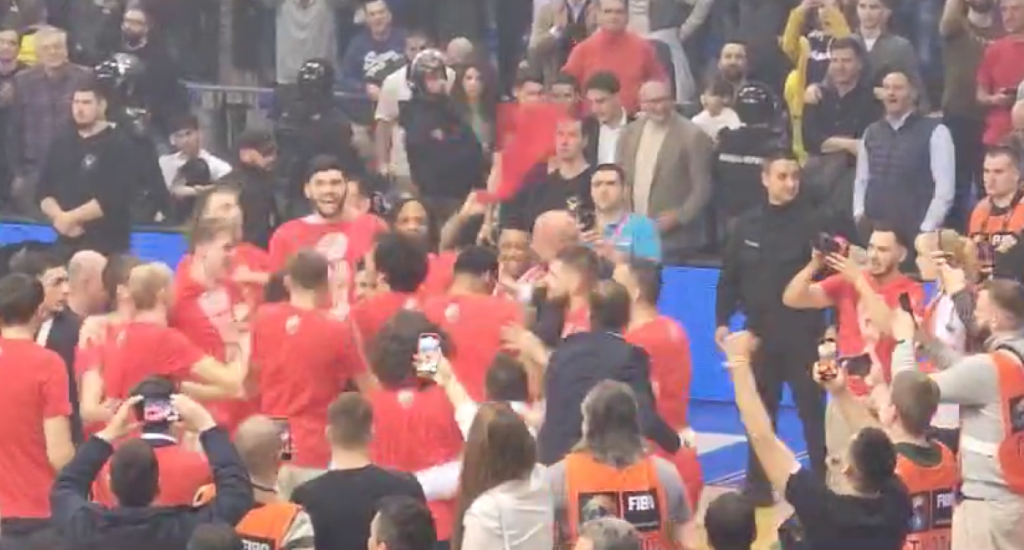 SA PARKETA Pogledajte slavlje košarkaša Zvezde po osvajanju Kupa! (VIDEO)