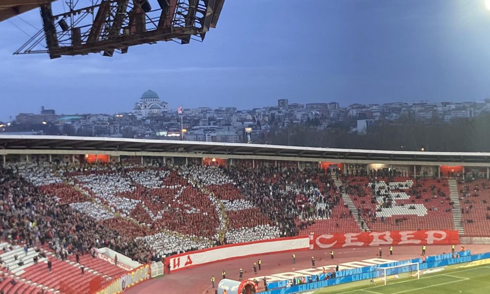AMBIJENT ZA PAMĆENJE Smenjuju se koreografije Zvezdinih pristalica, „Delije“ ponovo oduševile (VIDEO)