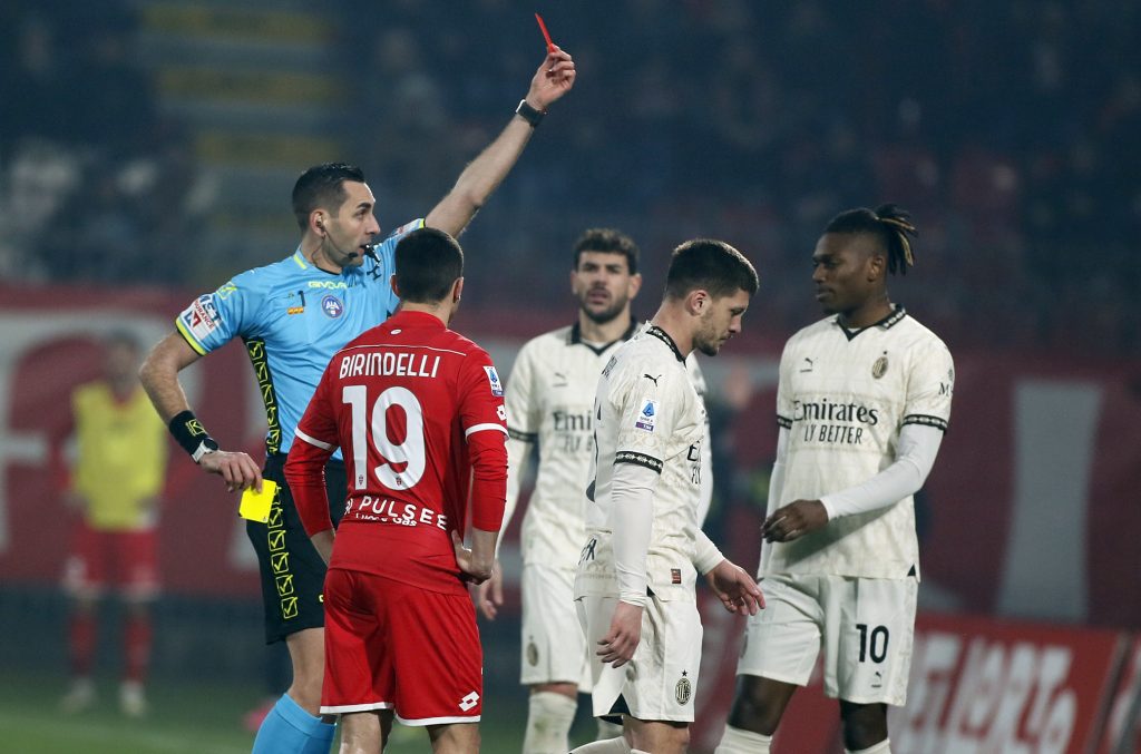 SERIJA A Jović pocrveneo! Milan bio na pragu podviga, ali je poražen u gradu Formule 1 (VIDEO)