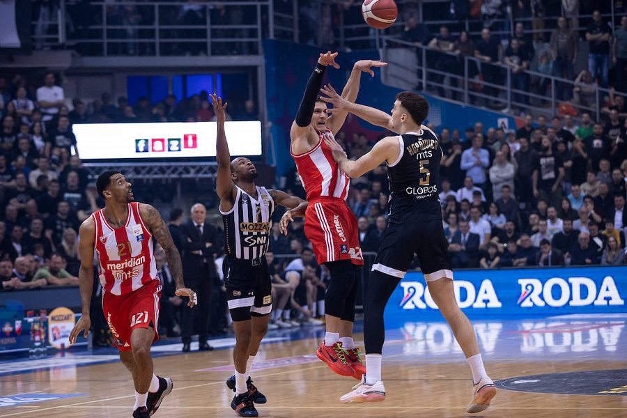 POLUVREME Partizan prosuo dvocifrenu razliku, ali je u svlačionicu otišao sa pola koša prednosti