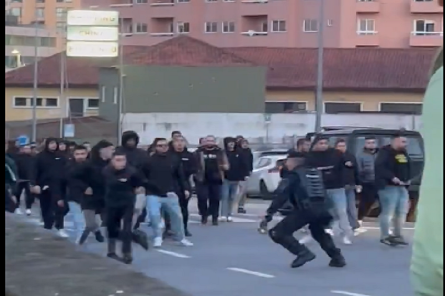 ODLOŽENA UTAKMICA U PORTUGALIJI Haos na ulicama Famalikaa! Veliki sukob navijača i policije (VIDEO)