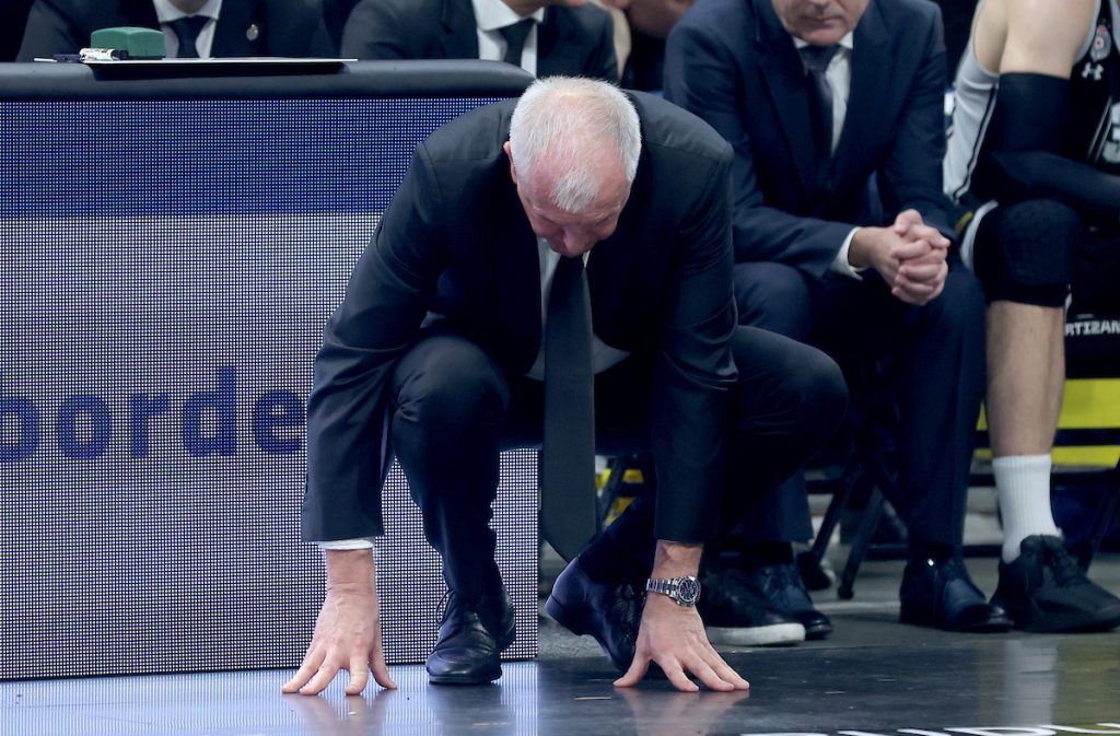 OBRADOVIĆ POSLE BOLNOG PORAZA Šta dalje? Pitam se… Morali smo da pravimo faul! Odgovornost je samo moja…