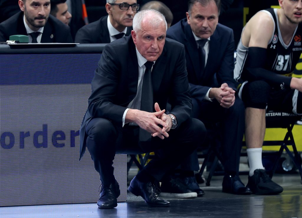 RAZMIŠLJA LI OBRADOVIĆ O OSTAVCI? Evo šta o stanju u Partizanu kaže hrvatski trener…