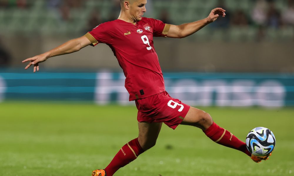 JOVELJIĆ U SJAJNOJ FORMI Srpski napadač rame uz rame sa Suarezom (VIDEO)