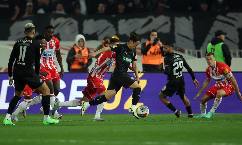 SRBIJA JE GODINAMA ČEKALA OVAKAV DERBI Zvezda promašila pobedu, Partizan sačuvao vrh u sjajnom ambijentu na „Marakani“ – 2:2! (FOTO/VIDEO)