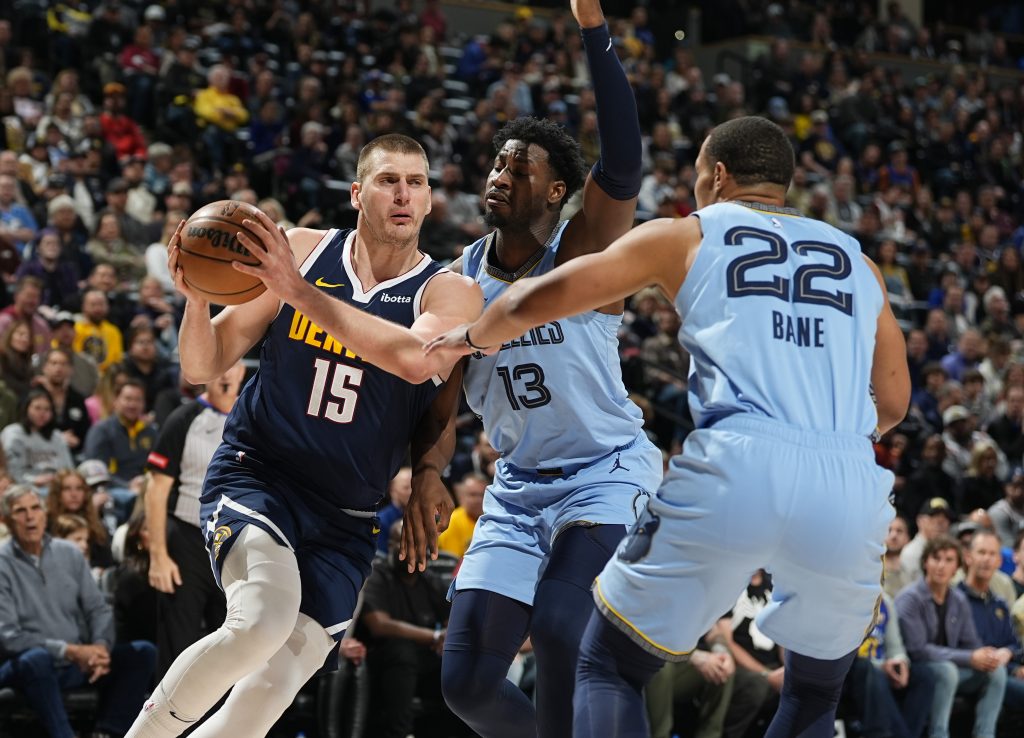 DOMINACIJA Jokić razbio Memfis i uništio najboljeg defanzivca lige (VIDEO)