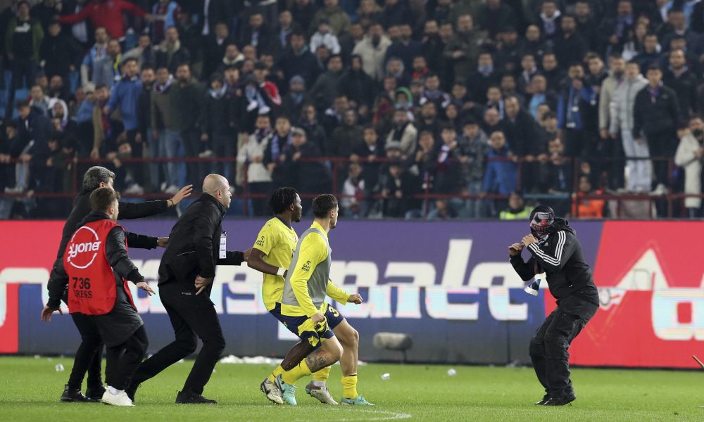 FUDBALSKI ZEMLJOTRES Fenerbahče odlazi iz turske lige i seli se u Zapadnu Evropu! U opciji su…