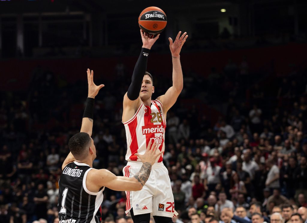 ZVEZDA NAPRAVILA SERIJU 11:0 Raspoloženi Nedović „pocepao“ Virtus u trećoj četvrtini (VIDEO)