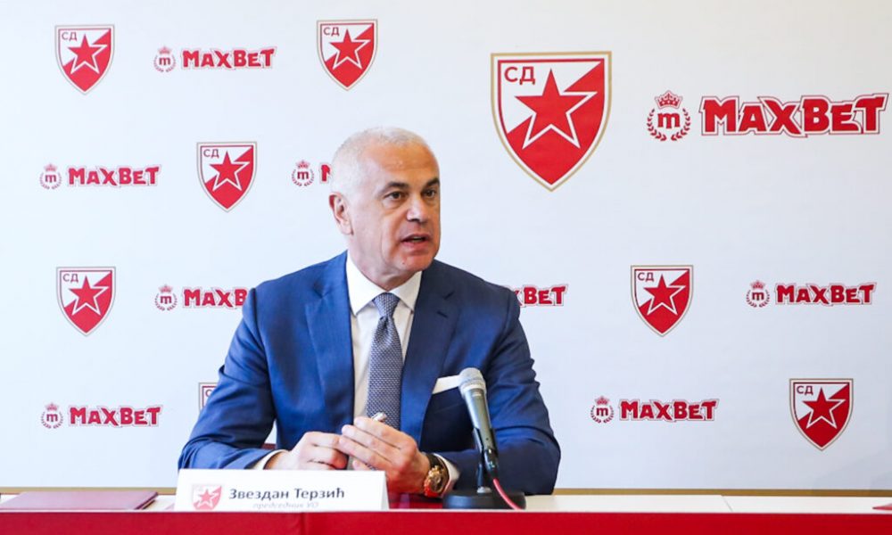 Terzić u Pireju bodri košarkaše Crvene zvezde (FOTO)