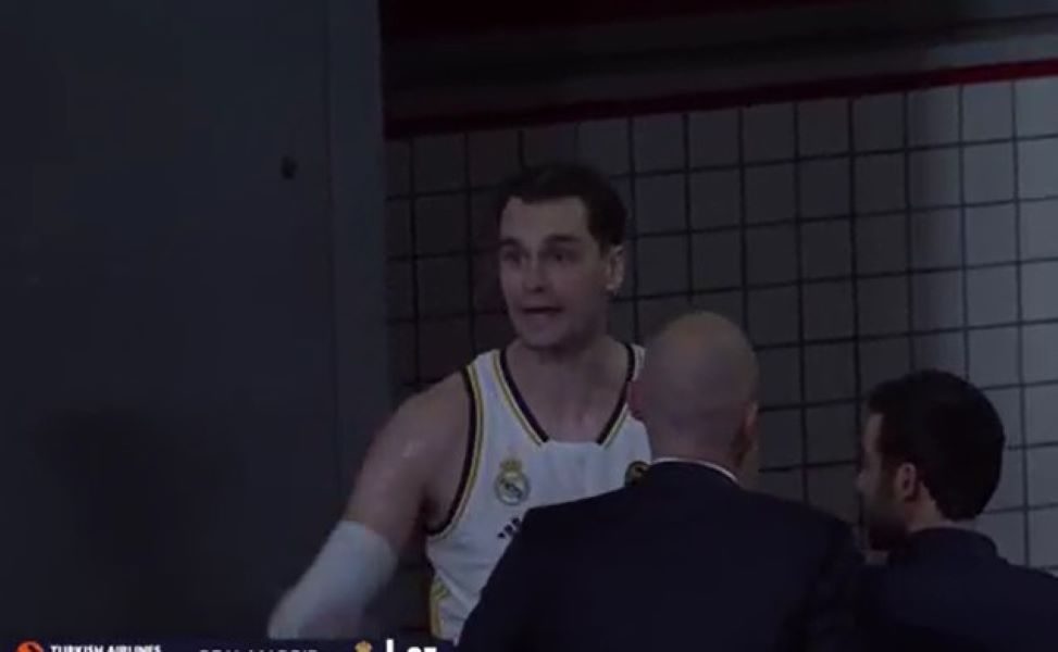 JEDVA SE SMIRIO Hezonja dobio dve tehničke, pa psovao sudiju Pukla (VIDEO)