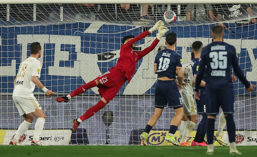 SUPERLIGA Bez golova u Bačkoj Topoli, Čukarički tek peti na tabeli, a može još da padne