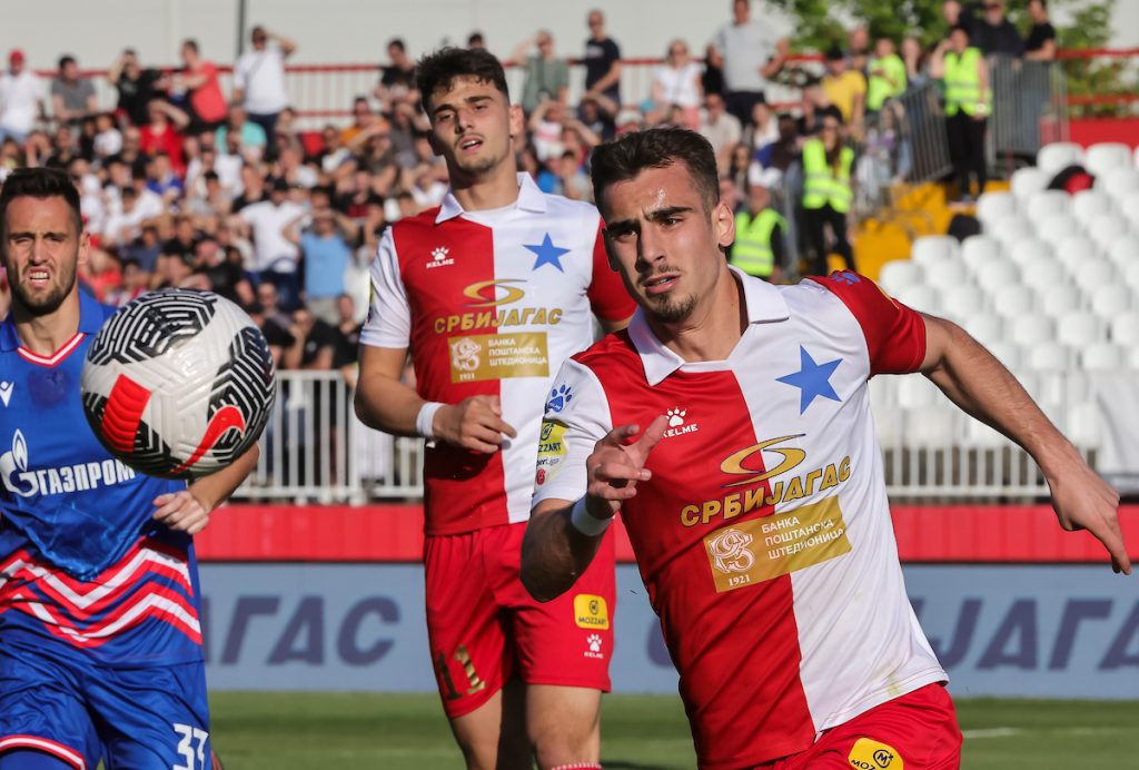 POLUVREME Miruju mreže na „Karađorđu“, Zvezda bleda, Vojvodina pogodila stativu