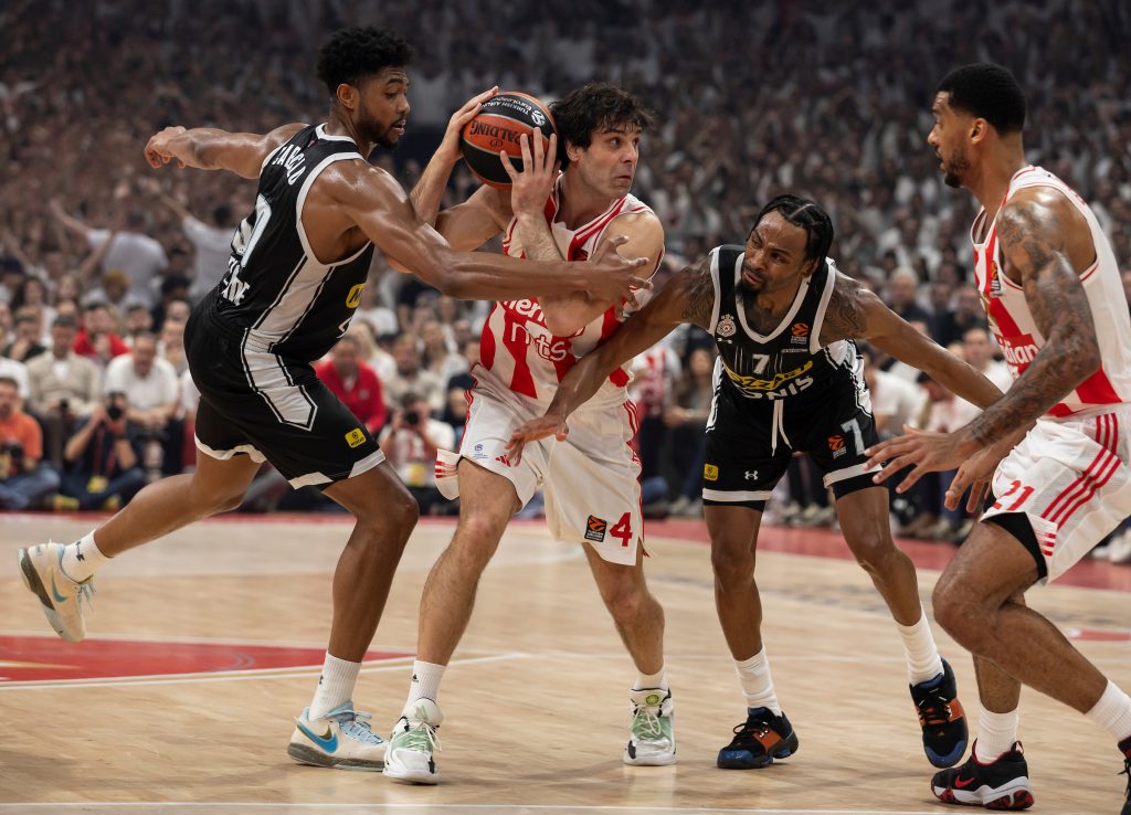 VEČITI, DA LI VAM JE DOSTA? Partizan i Zvezda su ove sezone proćerdali 35,8 miliona evra!