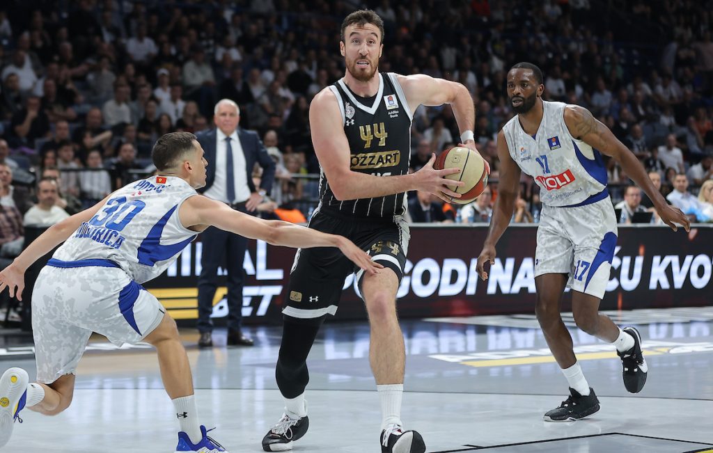 PARTIZAN DOMINIRA Zakucavanje Kaminskog najlepši detalj prve deonice (VIDEO)