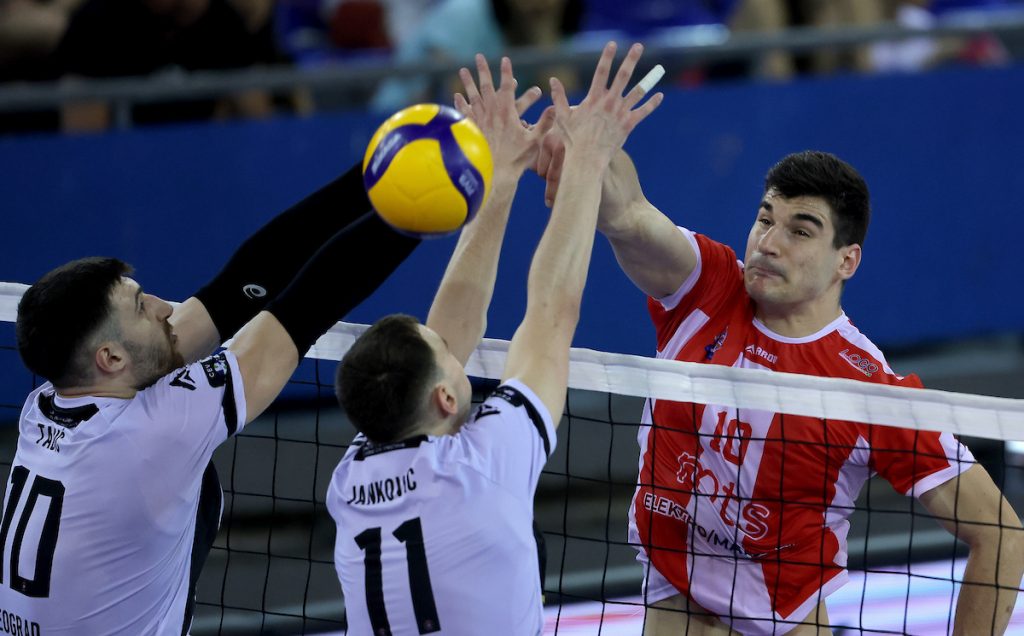LIGA SRBIJE Zvezda na korak do titule! Nikolić razbio Partizan!