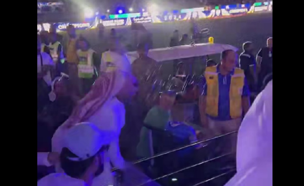NEVIĐENI SKANDAL Šeik bičevao fudbalera Al Itihada! (VIDEO)