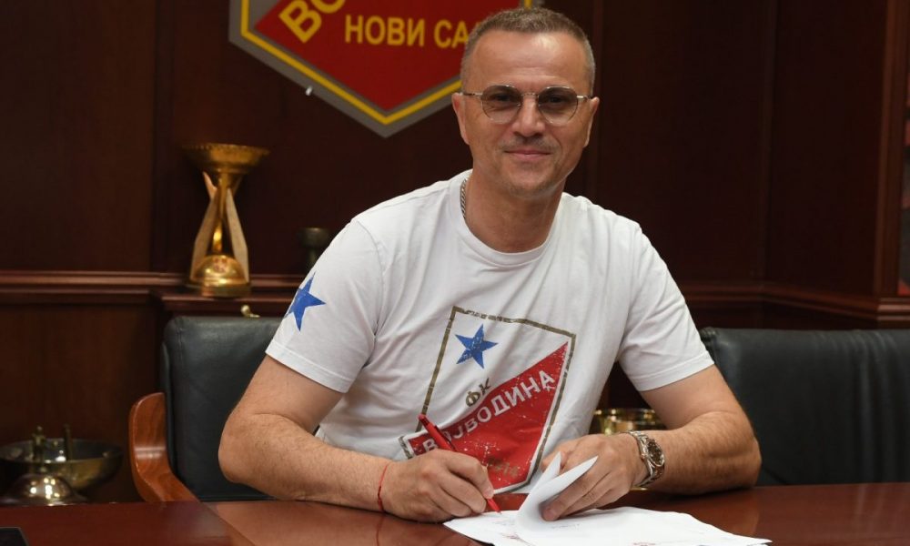 POTVRĐENO PISANJE MAXBET SPORTA Vojvodina produžila ugovor sa Božidarom Bandovićem
