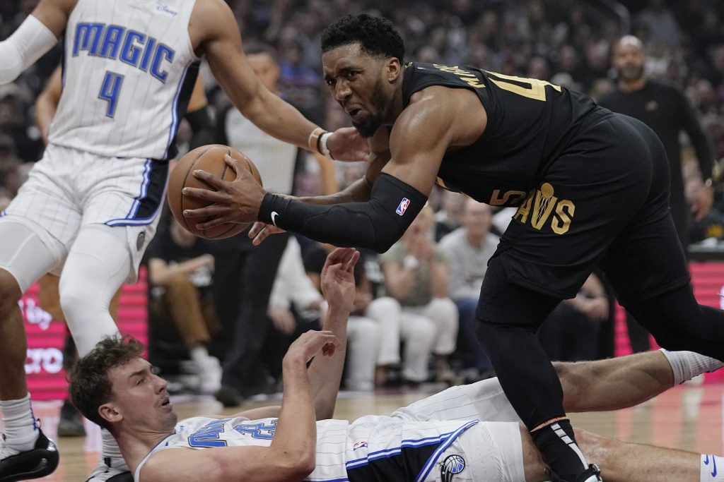SRBIJI JE ZAPRŽIO ČORBU, A UGASIO SE KAD JE BILO NAJPOTREBNIJE Klivlend srušio Orlando i zakazao duel s Bostonom, as Medžika katastrofalan (VIDEO)