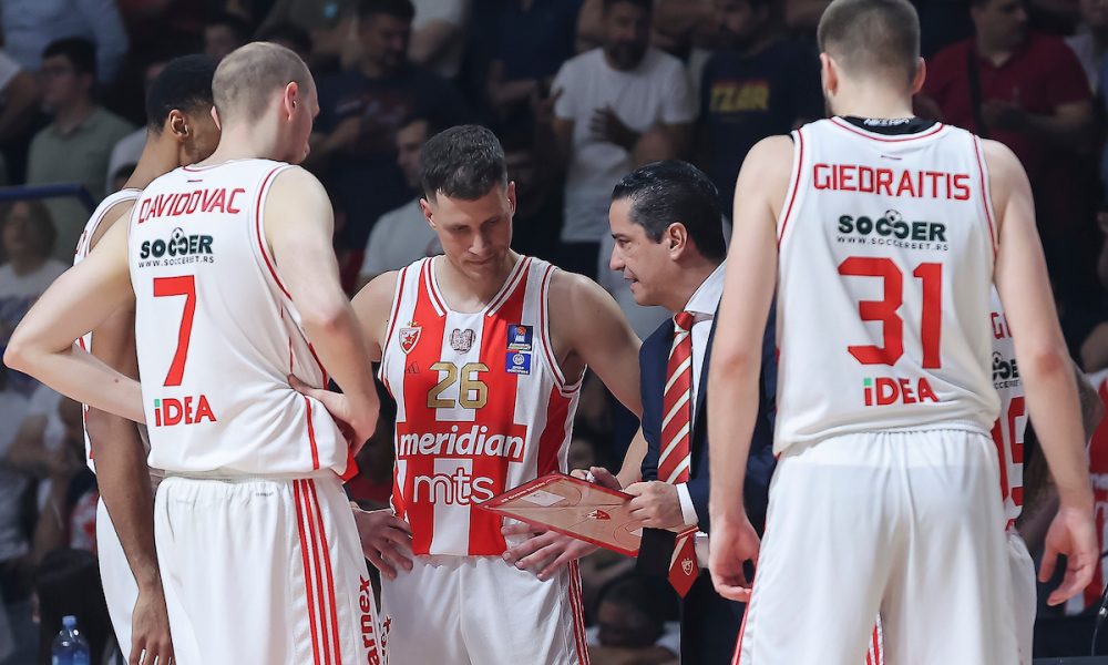 HLADAN KAO ŠPRICER Kad je teško – Deda! Bezgrešna partija Zvezdinog specijaliste za večiti derbi (VIDEO)
