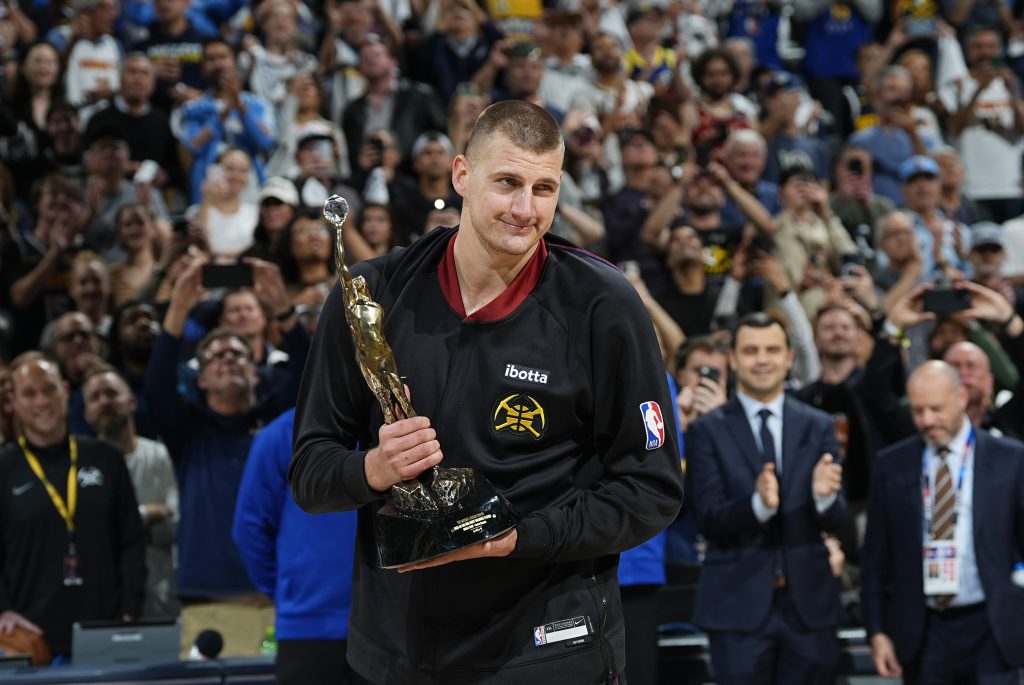 BUNILO AMERIKANACA Jokiću, najbolji si centar, ali nećeš biti MVP! Evo kome daju najveće šanse…
