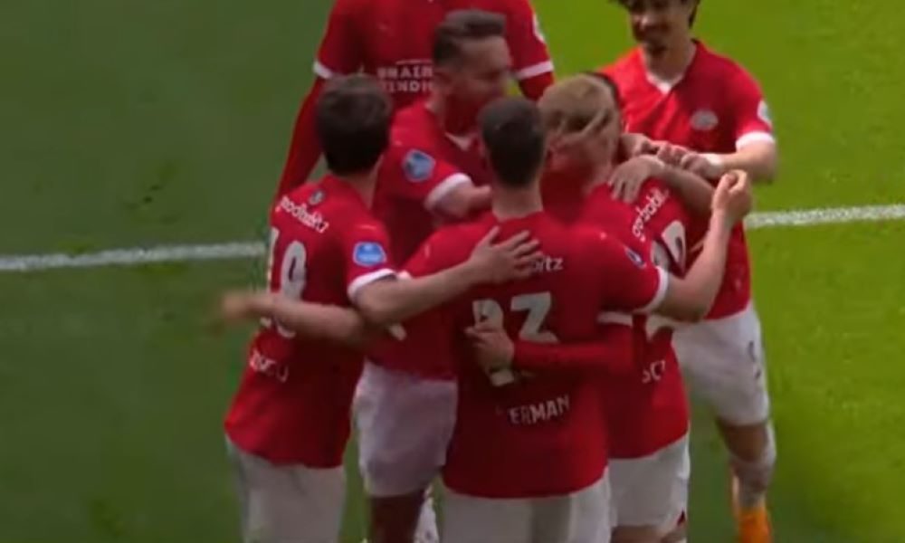 ZVEZDO, PAZI SE, HOLANDSKI VELIKAN JE BEZ MILOSTI! PSV nastavlja da melje rivale u Holandiji