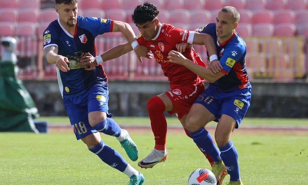 DERBI PLEJ-OFA SUPERLIGE Evropska viza se dobija u Kragujevcu! Dudićev Radnički protiv Bandovićeve Voše (VIDEO)