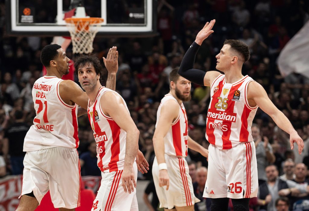 ZVEZDIN APEL NAVIJAČIMA PRED FINALNU SERIJU: Ne ubacujte ništa na teren i ne nasedajte na provokacije!