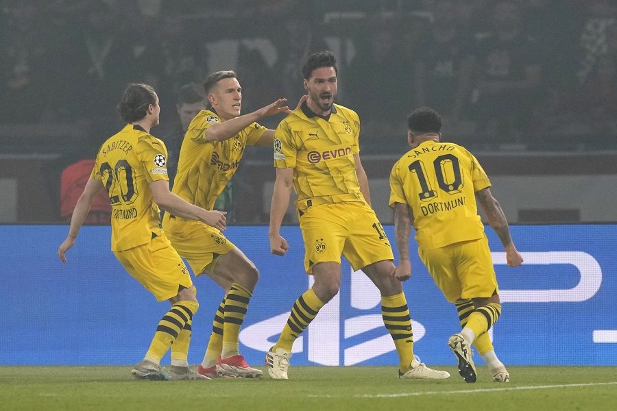 BORUSIJA PRVI FINALISTA Parižani pogađali prečku i stativu, a Humels mrežu (VIDEO)