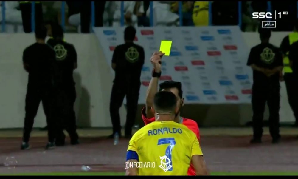 PORTUGALAC IZBAČEN IZ TAKTA Ronaldo se uneo sudiji u facu! Drao se iz sveg glasa (VIDEO)
