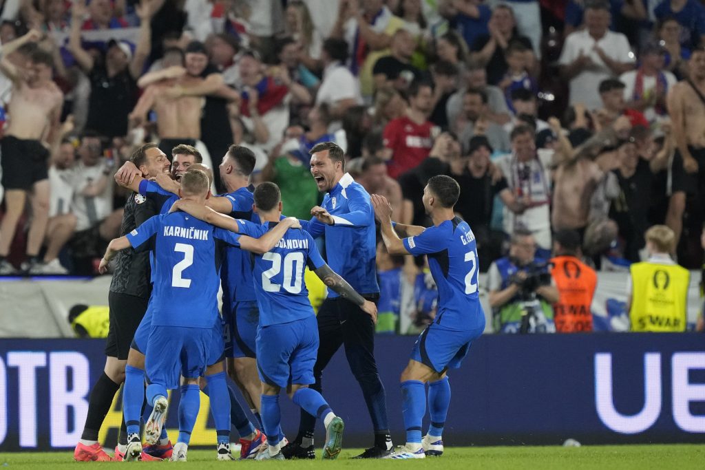 JUNACI DANA Reprezentativci Slovenije se plasirali u osminu finala EP i ispisali istoriju!