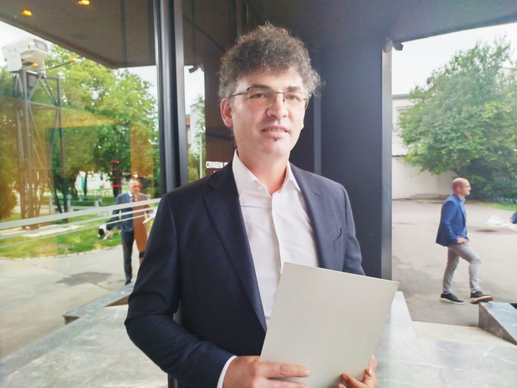 „MINISTAR ODBRANE“ Stanić za MBS: Odlično živim bez rukometa! Nisam bez očiju da ne vidim šta se dešava