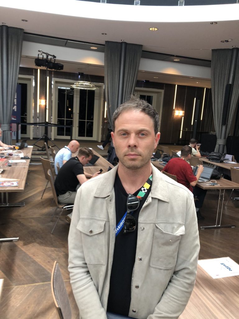 ENGLESKI NOVINAR ZA MAXBET SPORT: Iznenađenje je moguće, ali ćemo pobediti Srbiju „minimalcem“ (FOTO)