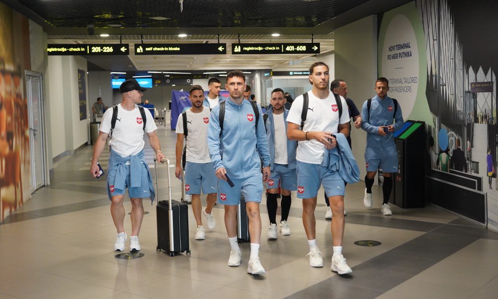 OSTANITE ŠTO DUŽE „Orlovi“ odleteli u Nemačku, Vučić im poželeo sreću (FOTO/VIDEO)