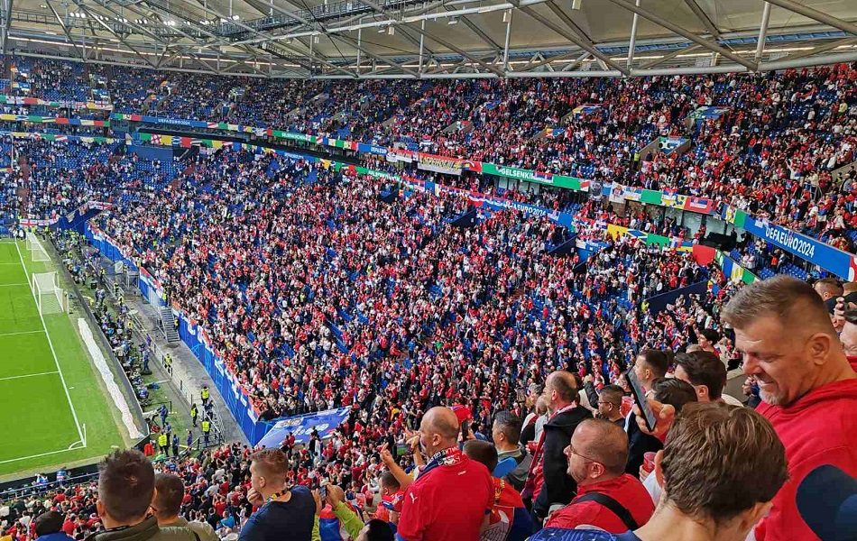 SPREMA SE „INVAZIJA SRBA“ Šalke arena je bila Vembli, a na Alijanc areni biće bolje nego na „Marakani“!