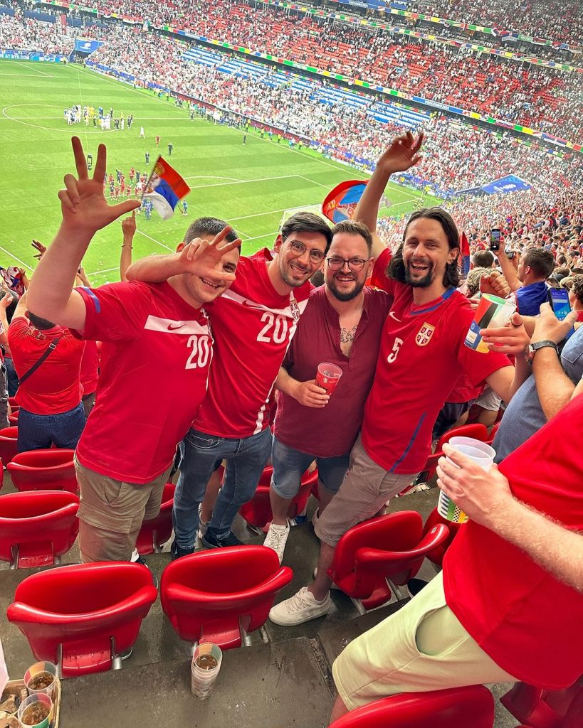 KOD ANTIĆA I MIHE JE BIO STANDARDAN, A ONDA JE PRESTAO DA IGRA ZA SRBIJU Sad je uživo posmatrao „orlove“ i radovao se bodu protiv Slovenije
