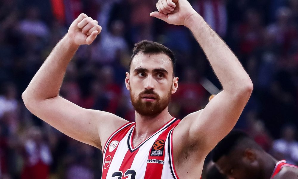 SADA JE PETRUŠEV JOŠ DALJE OD ZVEZDE Povreda Milutinova teža nego što se činilo!