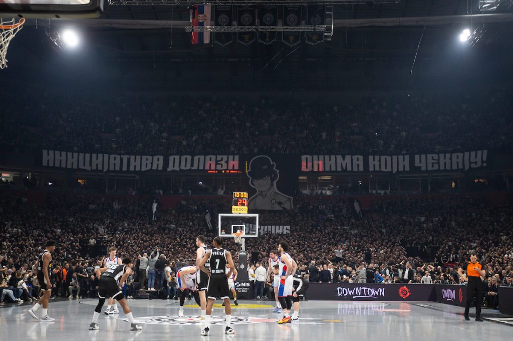 „ZAKOPAVAJU SE RATNE SEKIRE“ To je u interesu Partizana! (FOTO)