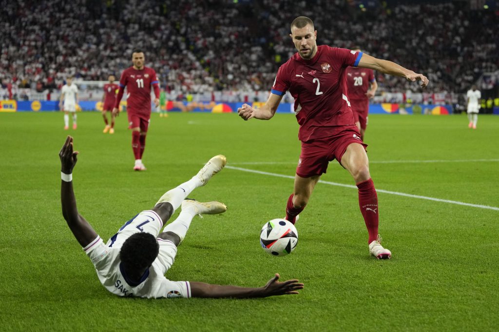 „TUČA“ OKO REPREZENTATIVCA SRBIJE Pored kluba sa ostrva, Strahinju Pavlovića želi i italijanski velikan (FOTO)