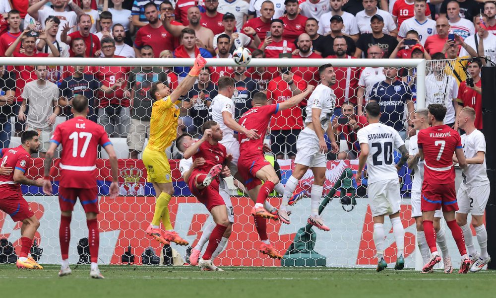 SRBIJA OSTAJE ŽIVA! Mirisalo je na novi poraz, a onda se ukazao Luka Jović i ostavio nas na turniru golom u 95. minutu! Biti ili ne biti protiv Danske (FOTO/VIDEO)