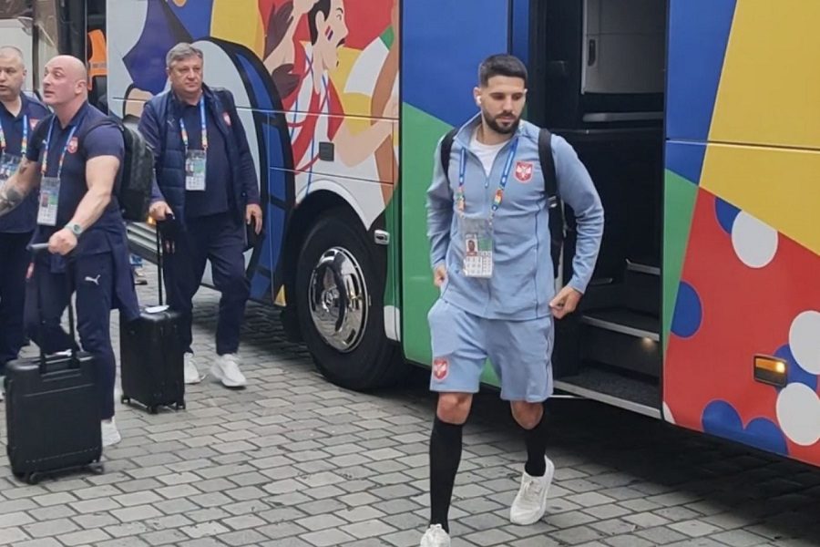 PRVI OTVORENI TRENING „ORLOVA“ Vlada ogromno interesovanje i među Nemcima, 2.800 karata je preuzeto! Evo gde će da treniraju Mitar i ekipa (FOTO)