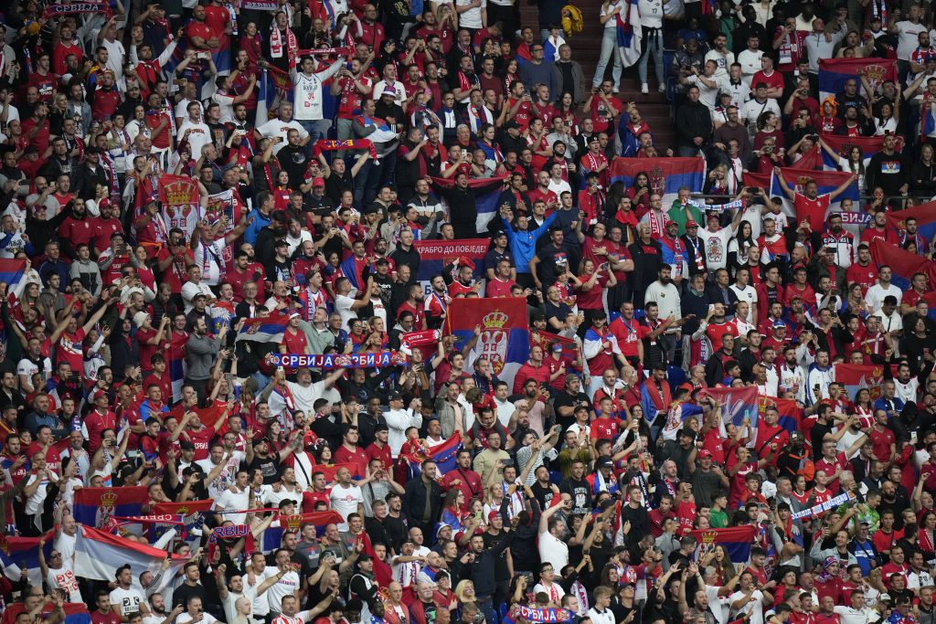 UEFA REAGOVALA NA TUŽBU FS TAKOZVANOG KOSOVA Pokreće se istraga zbog ponašanja srpskih navijača!